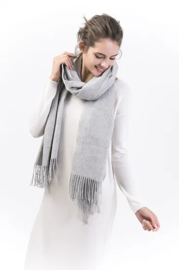 Sciarpa coperta iconica unisex alla moda in lana e cashmere di lusso